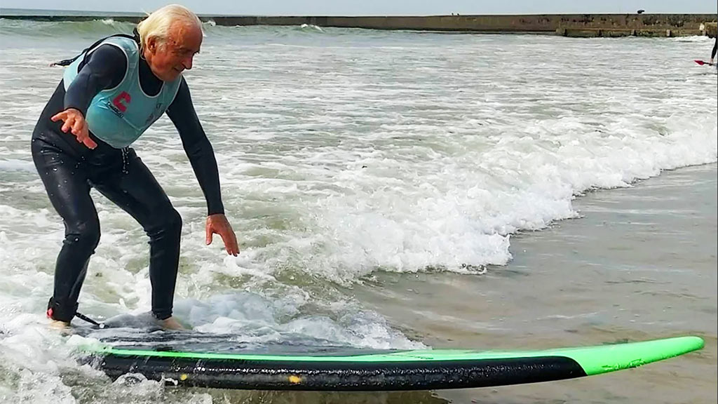 cours surf senior les sables olonne